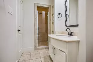 4414 Floyd St, Houston, TX 77007 - Photo 8
