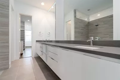 5857 E Post Oak Lane, Houston, TX 77055 - Photo 6