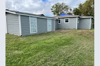 1507 W 5th Street, Freeport, TX 77541 - Photo 6