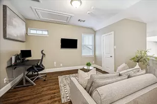 766 Nicholson St, Houston, TX 77007 - Photo 16