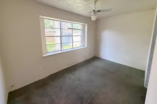6235 Leaf Arbor Dr, Houston, TX 77092 - Photo 10