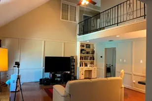 8810 Covent Garden St, Houston, TX 77031 - Photo 10