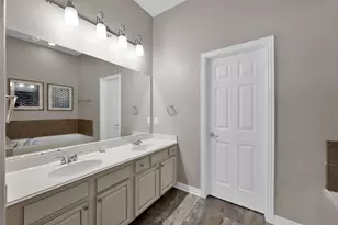 9222 Sunlight Oak Ln, Houston, TX 77070 - Photo 14