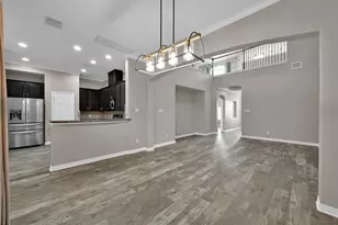 9222 Sunlight Oak Ln, Houston, TX 77070 - Photo 10