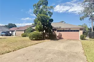 17618 Favor Bend Dr, Humble, TX 77396 - Photo 2