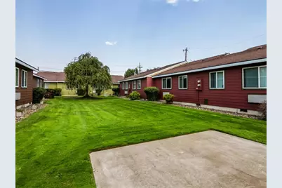 2212 Cove Ave, Other, OR 97850 - Photo 6