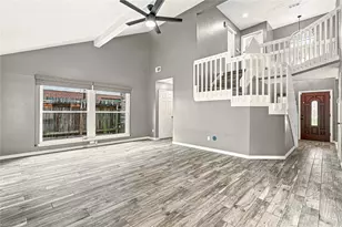 2122 Courtshire Ln, Sugar Land, TX 77478 - Photo 8