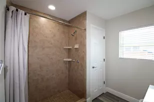 6925 Avenue N, Houston, TX 77011 - Photo 10