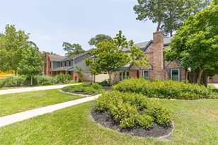 19518 Alinawood Dr, Humble, TX 77346 - Photo 4