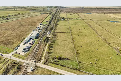 1207 County Road 615, Dayton, TX 77535 - Photo 2