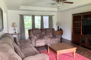 5101 Arrowhead Dr, Baytown, TX 77521 - Photo 10