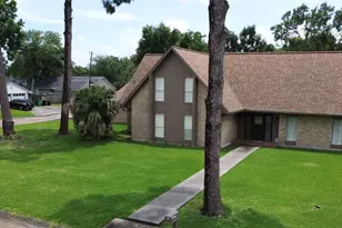 5101 Arrowhead Dr, Baytown, TX 77521 - Photo 4