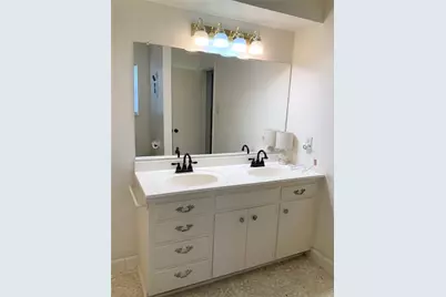 5101 Arrowhead Drive, Baytown, TX 77521 - Photo 32