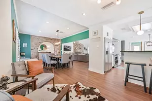 7 Park Ln, Galveston, TX 77551 - Photo 10