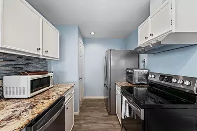 21319 Gulf Drive, Galveston, TX 77554 - Photo 8