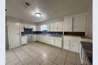 7717 Bigwood Street, Houston, TX 77016 - Photo 4