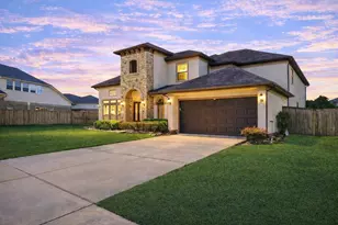 6015 Turner Shadow Ln, Sugar Land, TX 77479 - Photo 2