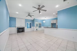 204 Clearview Ave, Friendswood, TX 77546 - Photo 4