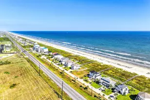 19319 Shores Dr, Galveston, TX 77554 - Photo 44