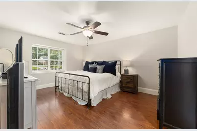 12514 Hazelwood Lane, Houston, TX 77077 - Photo 16