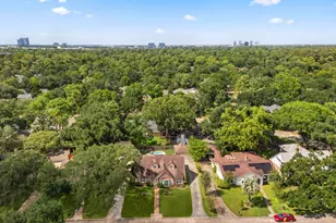 12514 Hazelwood Ln, Houston, TX 77077 - Photo 36
