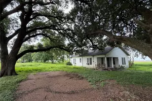 7615 Avenue J, Beasley, TX 77417 - Photo 1