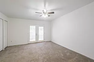 5005 Georgi Ln, Houston, TX 77092 - Photo 22