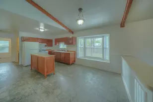 96 N Lakeside Dr, Huntsville, TX 77320 - Photo 20