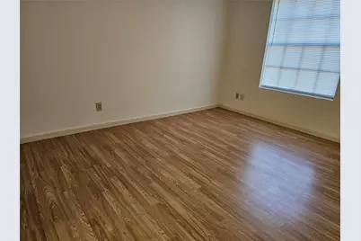 2750 Holly Hall Street #712, Houston, TX 77054 - Photo 8