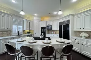 24 St Christopher Ct, Sugar Land, TX 77479 - Photo 8