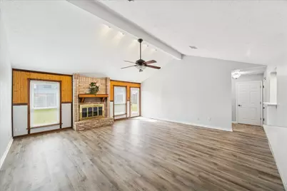 320 Creek Bend Drive, League City, TX 77573 - Photo 12