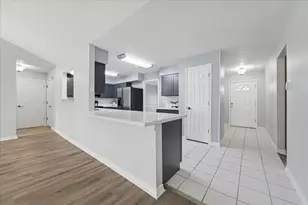 320 Creek Bend Dr, League City, TX 77573 - Photo 10