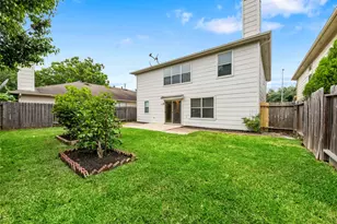 13515 Naples Bridge Rd, Sugar Land, TX 77498 - Photo 32