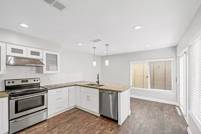 11516 Village Place Drive #101, Houston, TX 77077 - Photo 12