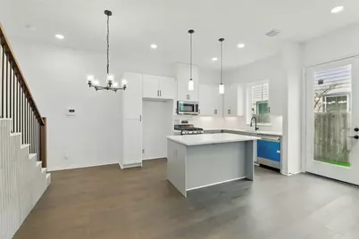 9902 Clark Road #J, Houston, TX 77076 - Photo 6