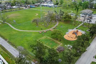 9902 Clark Rd, Houston, TX 77076 - Photo 40
