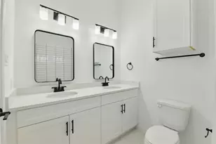 9902 Clark Rd, Houston, TX 77076 - Photo 18
