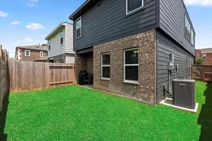 2313 Harmony Glade Ln, Houston, TX 77316 - Photo 2