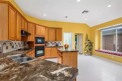 20919 Heather Grove Court, Humble, TX 77346 - Photo 6