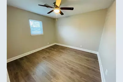 431 N 6th Street, La Porte, TX 77571 - Photo 6