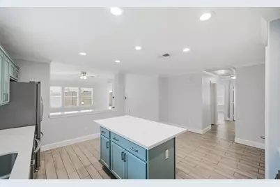 3116 Creek Bank Lane, Pearland, TX 77581 - Photo 12