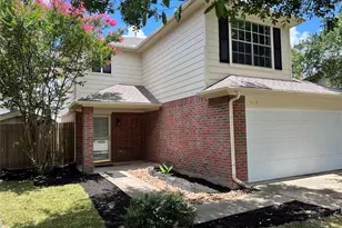 919 N Oak Dr, Houston, TX 77073 - Photo 2