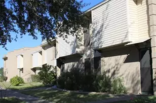 801 Greenbriar Dr, Edinburg, TX 78539 - Photo 2