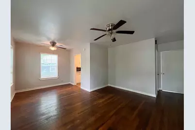 2308 8th St, Bay City, TX 77414 - Photo 2