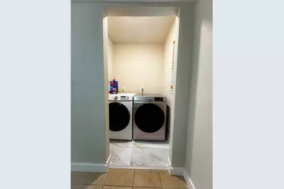 6551 S Briar Bayou Drive, Houston, TX 77072 - Photo 8