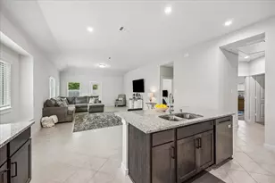 23601 Zinfandel Dr, Alvin, TX 77511 - Photo 12