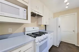 5536 Aspen St, Houston, TX 77081 - Photo 12