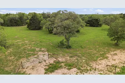 1165 Cr 213, Weimar, TX 78962 - Photo 14