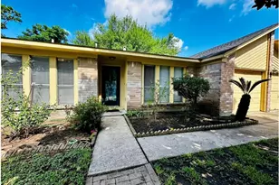 13915 Elkwood Dr, Houston, TX 77038 - Photo 1