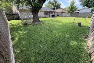 13915 Elkwood Dr, Houston, TX 77038 - Photo 20
